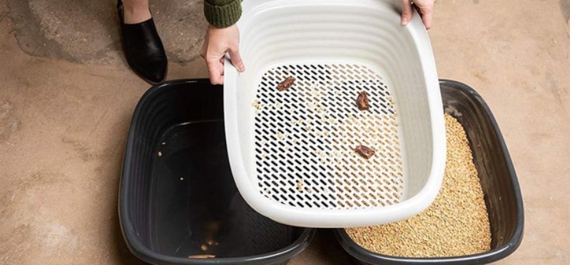 ظرف خاک گربه sifting (سیفتینگ) یا ظرف خاک الکدار