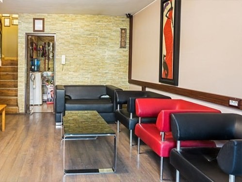 کلینیک دامپزشکی دکتر طبری نیاک