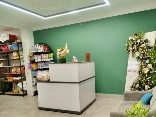 کلینیک دامپزشکی قم دکتر گیوه چی (دی)