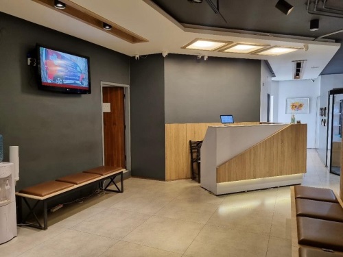 بیمارستان دامپزشکی شبانه روزی پارس وت - شعبه قصر دشت شیراز