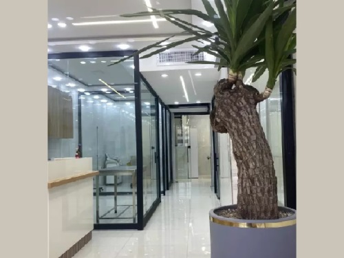 کلینیک دامپزشکی یونا در قم