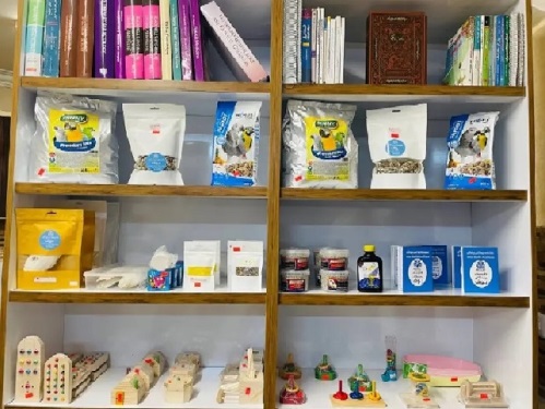 کلینیک دامپزشکی اختصاصی پرندگان بوف در رشت