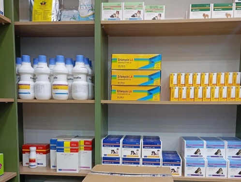 داروخانه دامپزشکی بیطار (دکتر خلیلی) در نواب صفوی